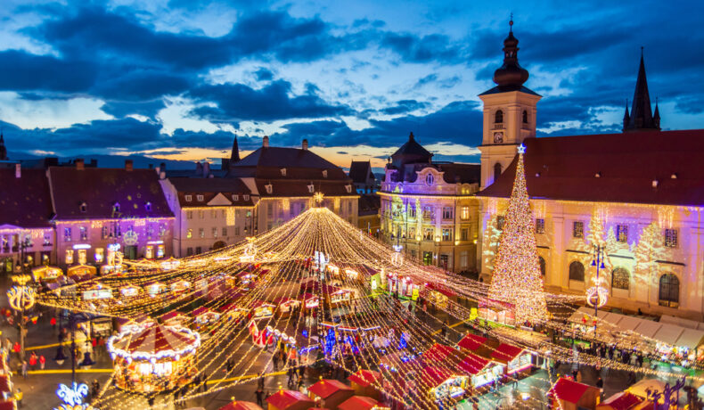 Imagine cu Piața Mare din Sibiu, de la Târgul de Crăciun
