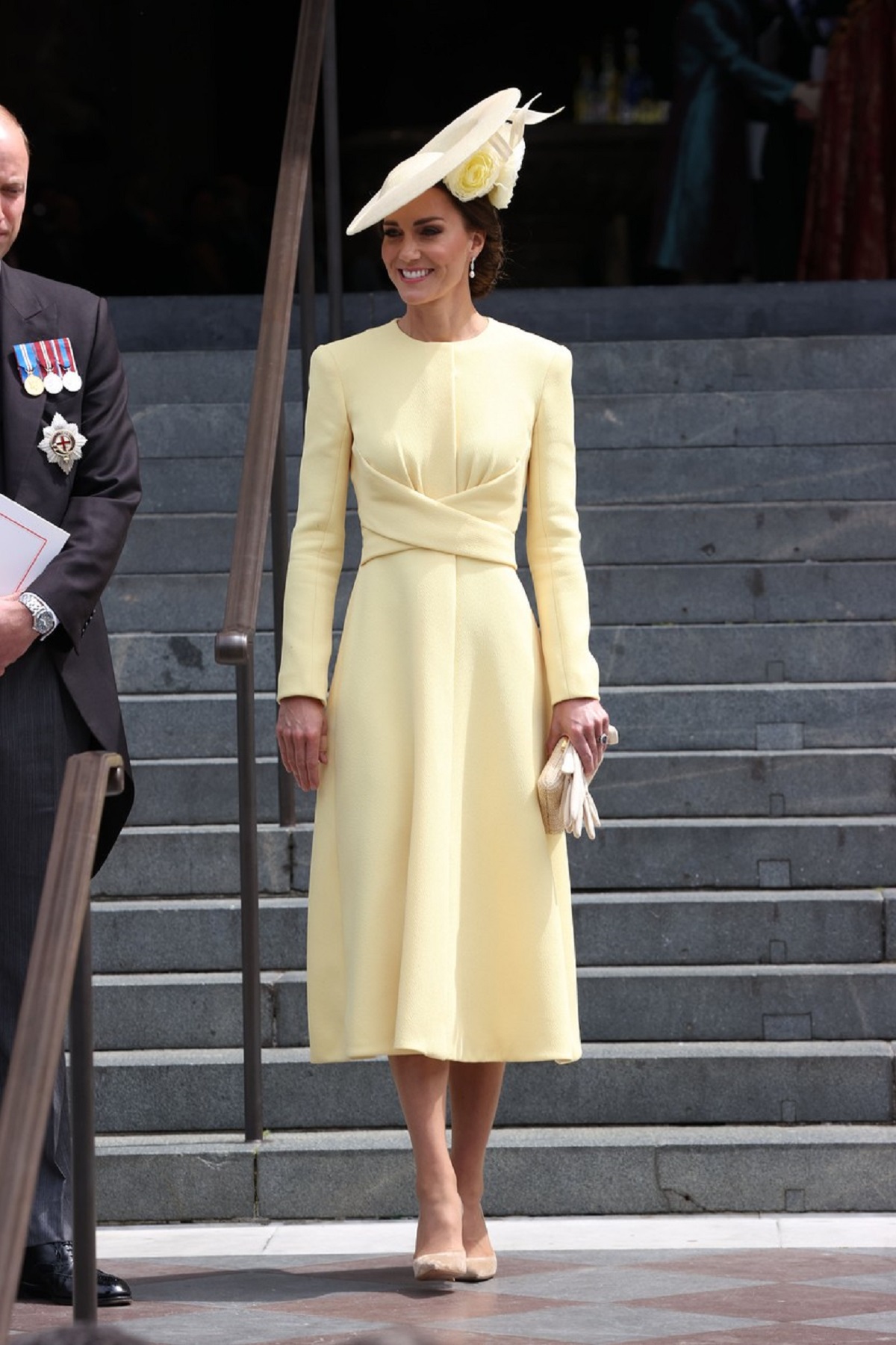 Kate Middleton într-un costum elegant la Jubileul de Platină al Reginei Elisabeta a II-a