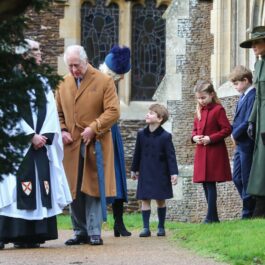 Regina Camilla alături de nepoții săi și Prințesa de Wales la slujba de Crăciun