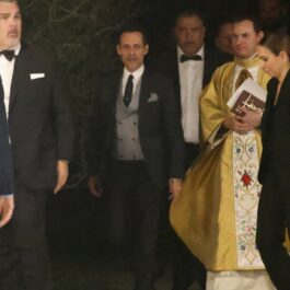 Marc Anthony, alături de preotul care i-a oficiat nunta cu Nadia Ferreira