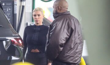 Kanye West și Bianca Censori au ieșit la plimbare în Los Angeles. Soția artistului a purtat o ținută îndrăzneață