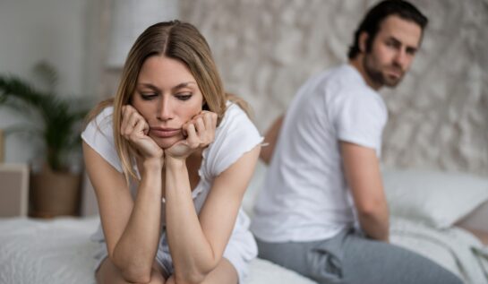 Cum să comunici cu partenerul când ești tristă sau nervoasă. 6 sfaturi eficiente pentru cupluri