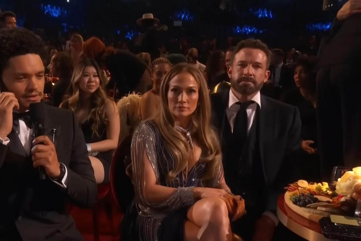 Jennifer Lopez alături de Ben Affleck la Premiile Grammy 2023
