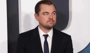 DiCaprio, într-un costum elegant, la premiera Don't Look Up