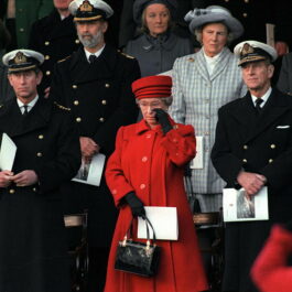 Regina Elisabeta, în lacrimi, la scoaterea din uz a iahtului Familiei Regale