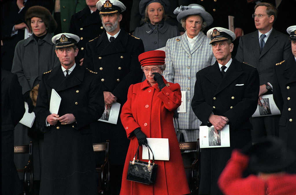 Regina Elisabeta, în lacrimi, la scoaterea din uz a iahtului Familiei Regale