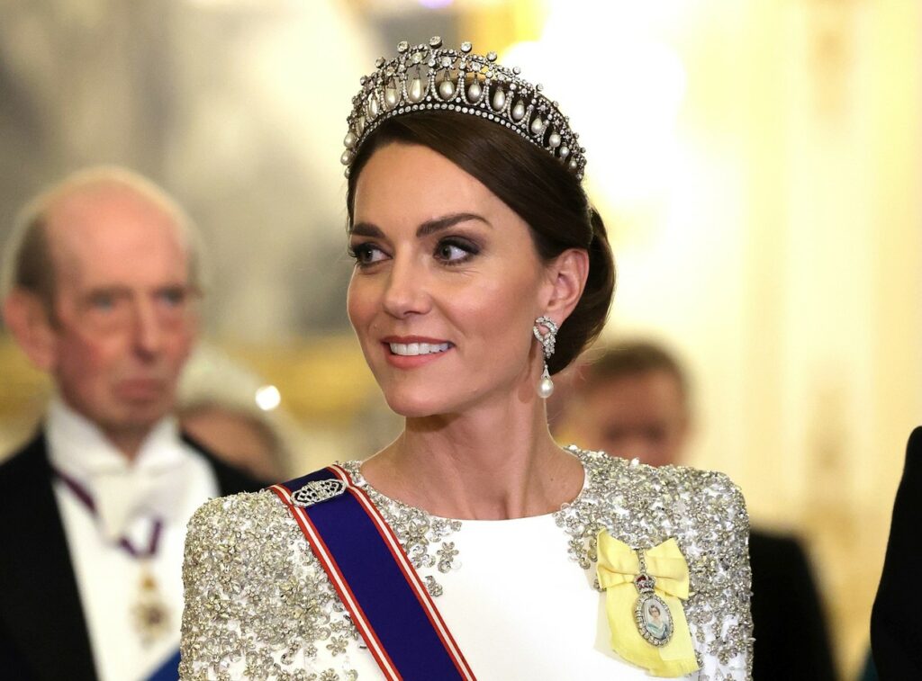 Kate Middleton, cu o tiara pe cap, la banchetul de stat în cinstea Președintelui Africii de Sud