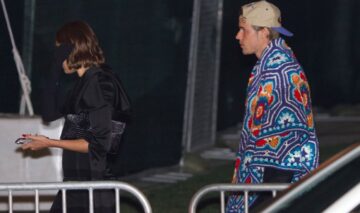 Justin Bieber a apărut la Vanity Fair Oscar Party 2023 cu o pătură. Artistul nu a luat parte la eveniment alături de Hailey