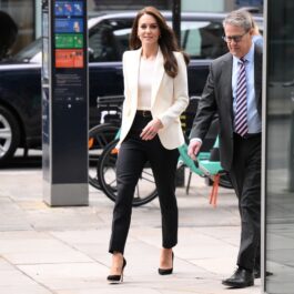 Kate Middleton a purtat o pereche de pantofi cu toc