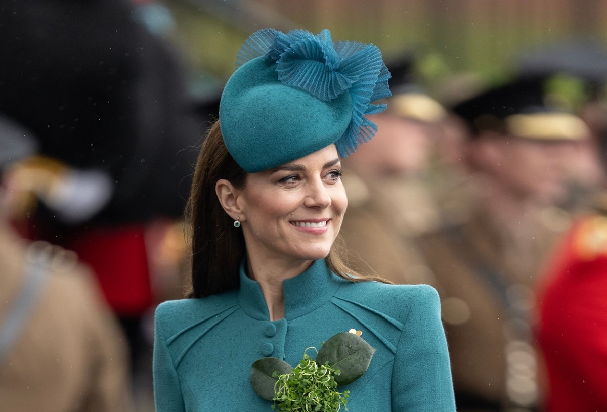 Kate Middleton într-o haină albastră la Ziua Sfântului Patrick din 2023