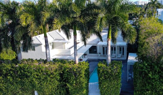Cât valorează casa în care s-a mutat Shakira. Vedeta trăiește acum în Miami alături de copiii săi