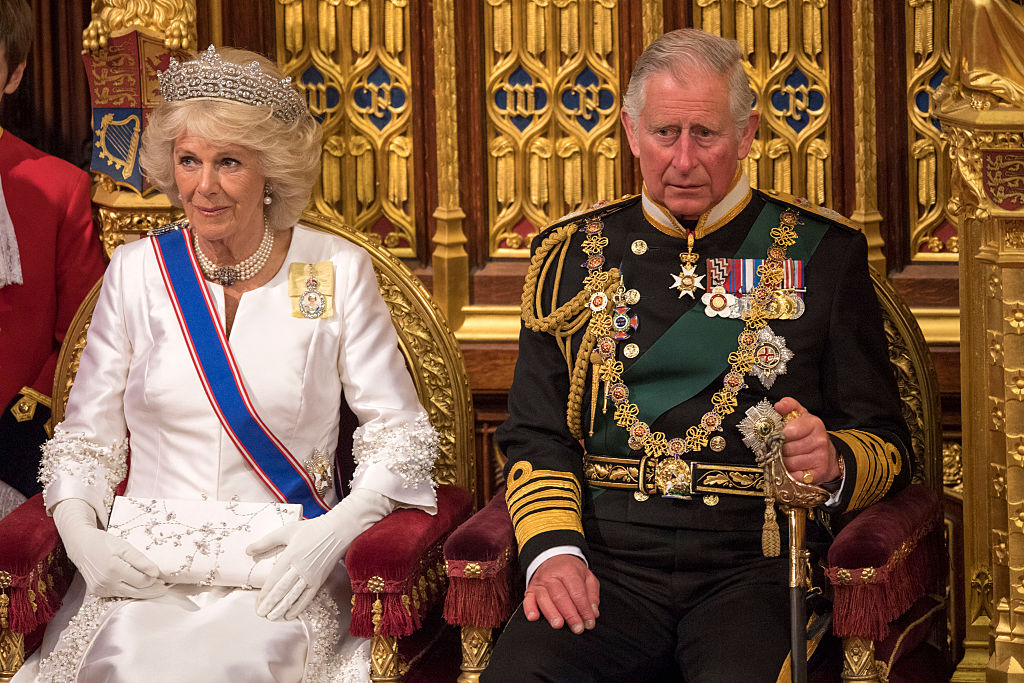 Regele Charles și Regina Camilla, la deschiderea Parlamentului de Stat în 2016