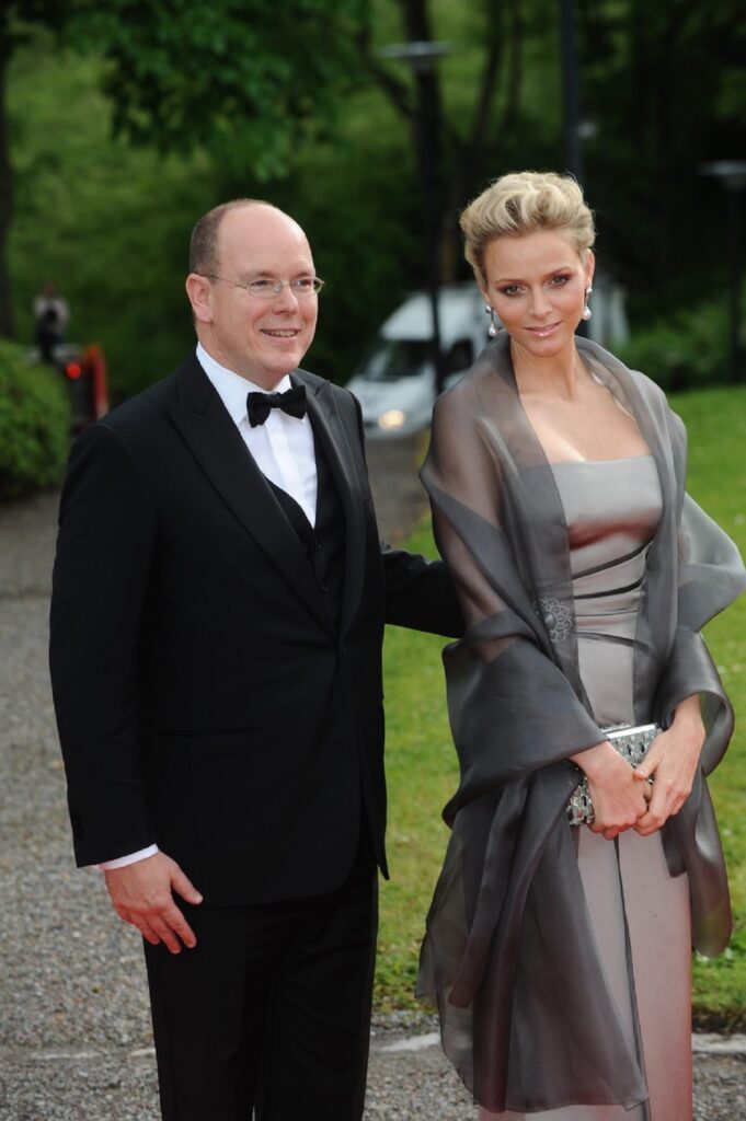 Prințul Albert al II-lea alături de Prințesa Charlene