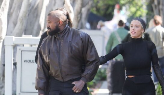 Kanye West a ieșit la plimbare cu Bianca Censori. Cum se comportă artistul cu soția sa în public