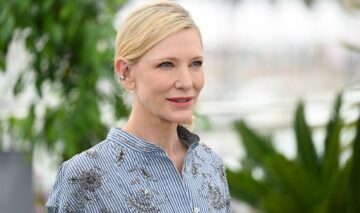 Cate Blanchett atrage atenția asupra regulilor de la Festivalul de Film de la Cannes. Actrița a fost fotografiată chiar și desculță la marele eveniment