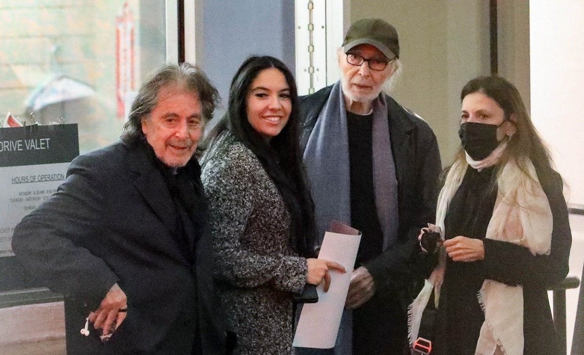 Noor Alfallah și Al Pacino au mers să vadă o expoziție de artă alături de doi prieteni