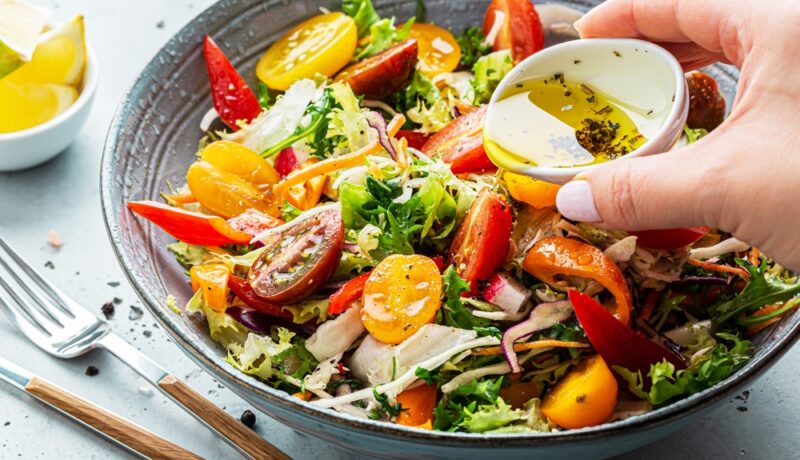 Care e cel mai sănătos ulei pentru salată, gătit și prăjit