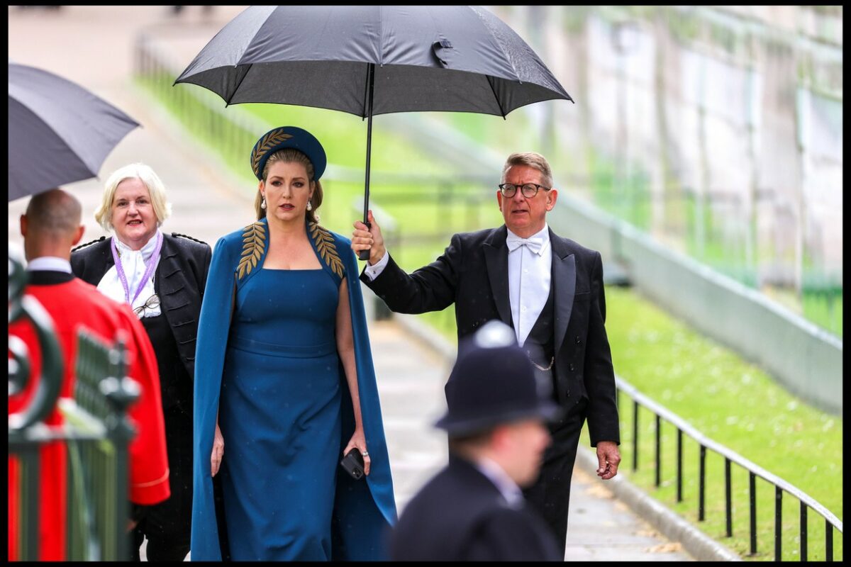 Penny Mordaunt, în drum spre ceremonia de încoronare a Regelui Charles