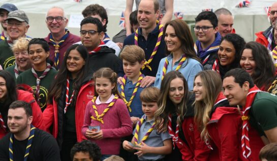 Copiilor lui Kate Middleton li s-au schimbat uniformele școlare. Motivul care a stat în spatele acestei decizii importante