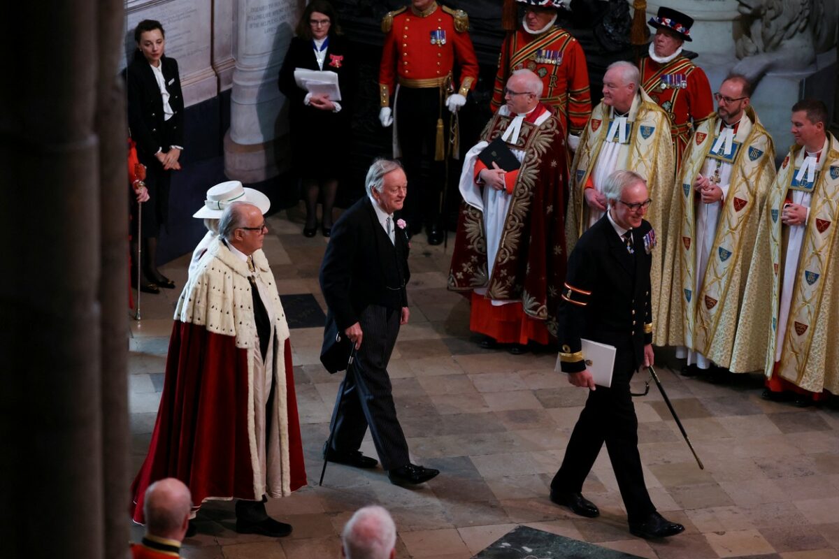 Andrew Parker Bowles, la Westminster Abbey, la încoronarea Regelui Charles