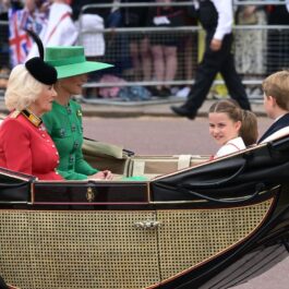 Kate Middleton alături de Regina Camilla și copiii ei la Trooping the Colour