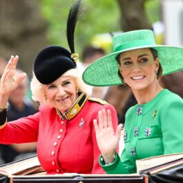 Regina Camilla alături de Kate Middleton la Trooping the Colour