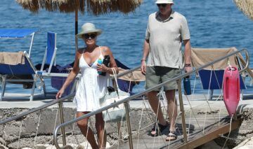 Brendan Fraser, la plajă în Italia, alături de noua sa iubită