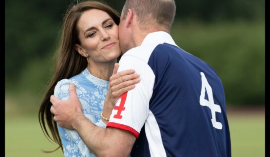 Prințesa Kate a avut cel mai frumos look de vară de până acum. Rochia baby blue cu imprimeu a atras toate privirile la Royal Charity Polo Cup 2023