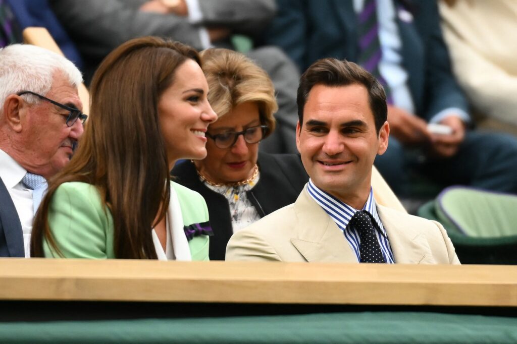 Roger Federer o privește cu admirație pe Kate Middleton