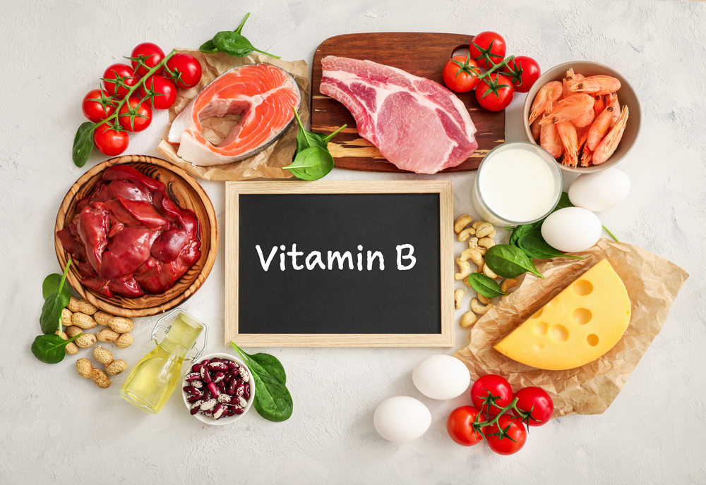 Mai multe alimente care conțin vitamine din complexul B