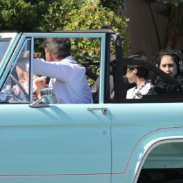 Ben Affleck, pe stradă cu JLo și gemenii ei, în drum către restaurant