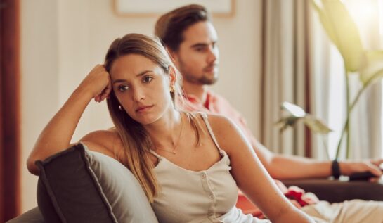 12 semne alarmante că nu îți setezi limite sănătoase în relația ta