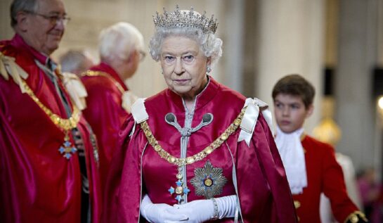 Una dintre ultimele fotografii publice ale Reginei Elisabeta a II-a ar putea câștiga un premiu în Marea Britanie. Fosta suverană a murit la două zile după ce a făcut această poză