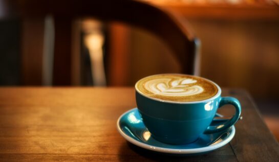 Cafeaua ar putea ajuta la accelerarea metabolismului. Ce impact poate avea asupra siluetei tale