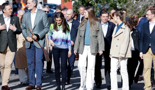 Familia regală spaniolă este pregătită pentru toamnă. Regina Letizia a vizitat câteva sate care sunt sub patronajul Prințesei Asturiei