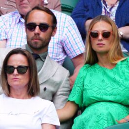 James Middleton și soția sa la un meci de tenis, în tribune