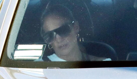 Jennifer Lopez și Ben Affleck au luat cina împreună în Los Angeles. Cei doi soți au fost surprinși în ipostaze tandre