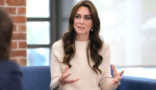 Kate Middleton a purtat un compleu făcut în România. Prințesa de Wales a strălucit în timpul unei vizite oficiale la Universitatea Nottingham Trent