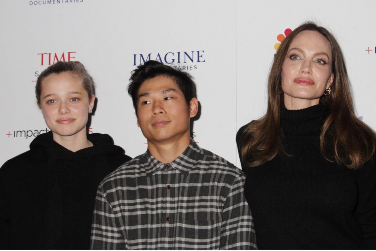 Angelina Jolie, alături de doi dintre copiii ei, la un eveniment