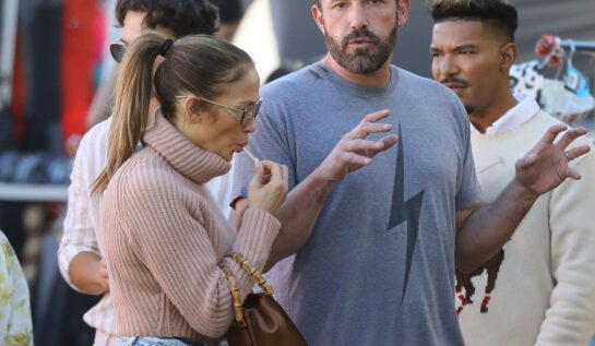 Jennifer Lopez a mers la cumpărături cu Ben Affleck. Artista și soțul ei au atras toate privirile cu ținutele pe care le-au purtat