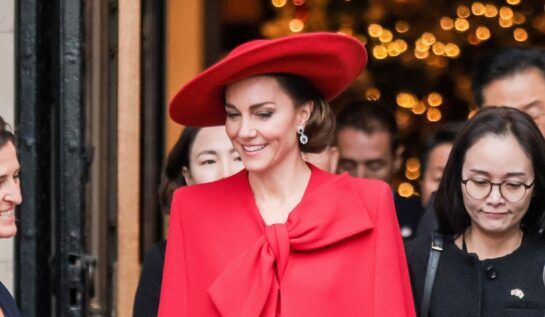 Kate Middleton a purtat o ținută de culoare roșie, spectaculoasă. Familia Regală Britanică i-a primit pe Președintele Coreei de Sud și Prima Doamnă la Palatul Buckingham