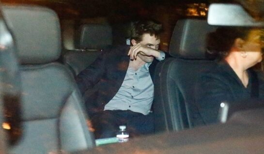 Primele imagini cu Robert Pattinson după ce iubita lui a anunțat că e însărcinată. Actorul a fost surprins într-o drumeție