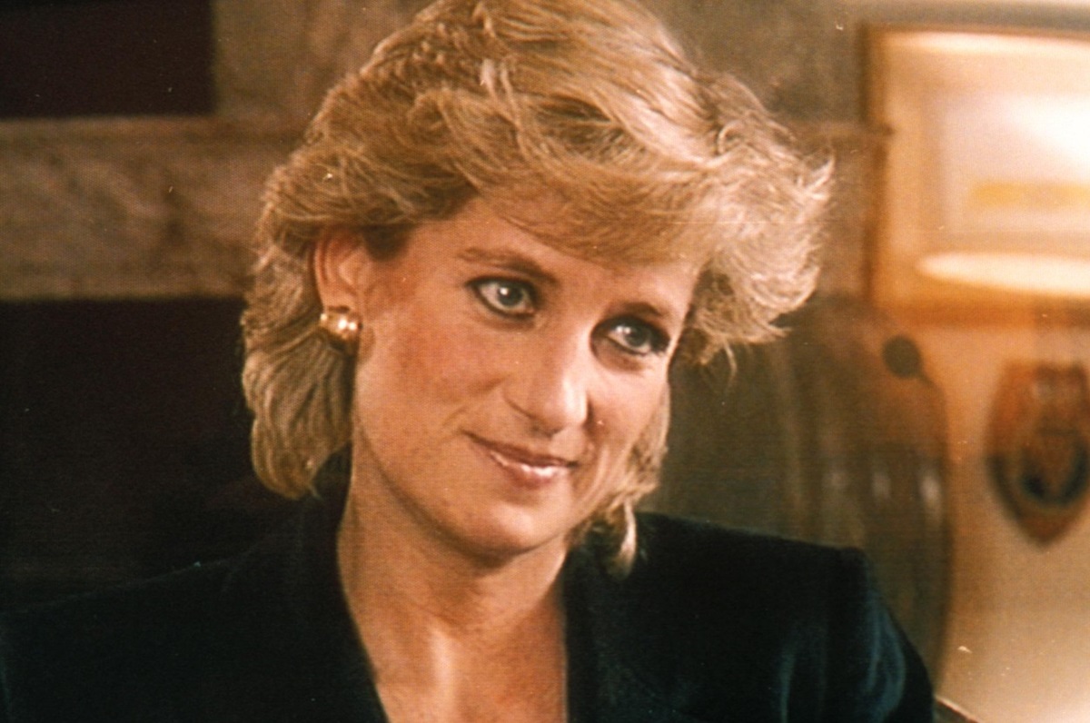 Prințesa Diana în timpul interviului pentru BBC oferit în anul 1995