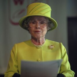 Imelda Staunton, în rolul Reginei Elisabeta a II-a în The Crown, imagini de la filmări