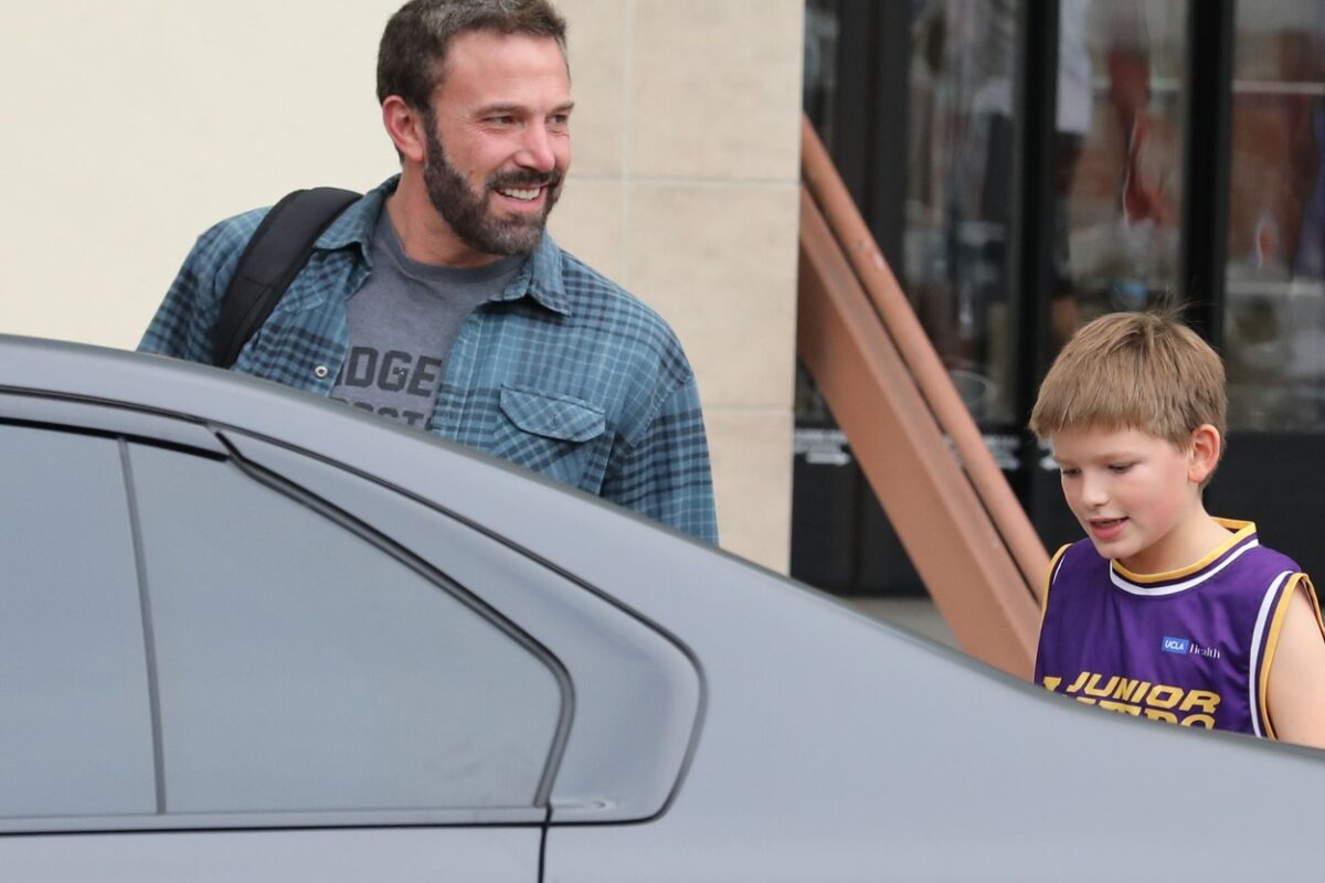 Ben Affleck, alături de fiul lui Samuel, la mașină