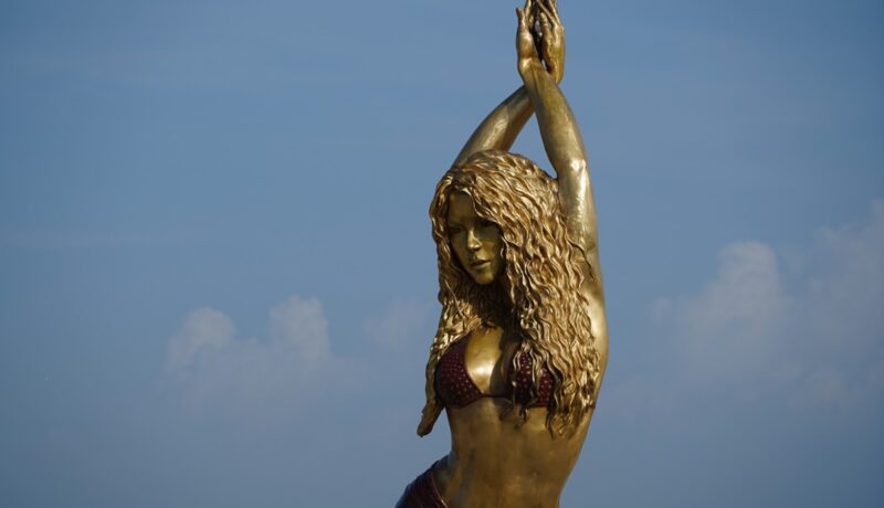 Shakira are o statuie în orașul natal din Columbia. Cum a reacționat artista la vederea imaginilor cu ea