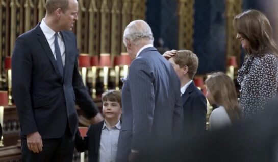 Cum își liniștește Kate Middleton copiii în public. Folosește un truc pe care îl aplică chiar și la ea