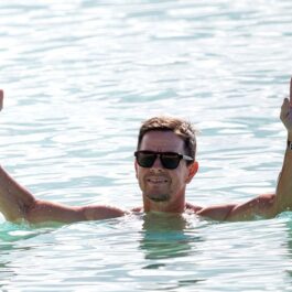 Mark Wahlberg se relaxează în vacanță în Barnados