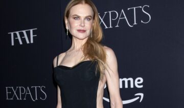 Nicole Kidman, într-o rochie de culoare negră