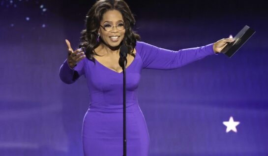 Oprah Winfrey a împlinit 70 de ani. Prezentatoarea TV a primit urări de la nume cunoscute din showbiz
